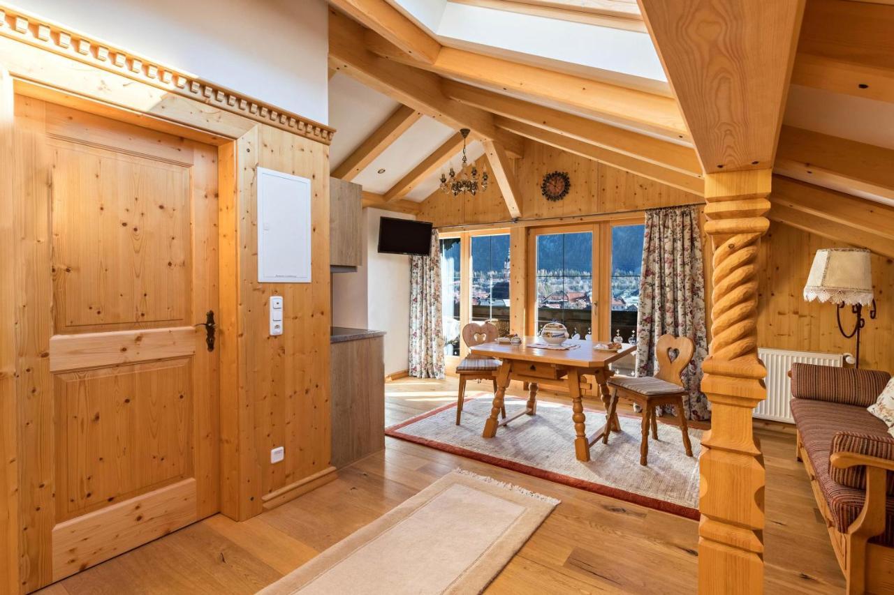 Ferienwohnung Bergkristall Миттенвальд Экстерьер фото